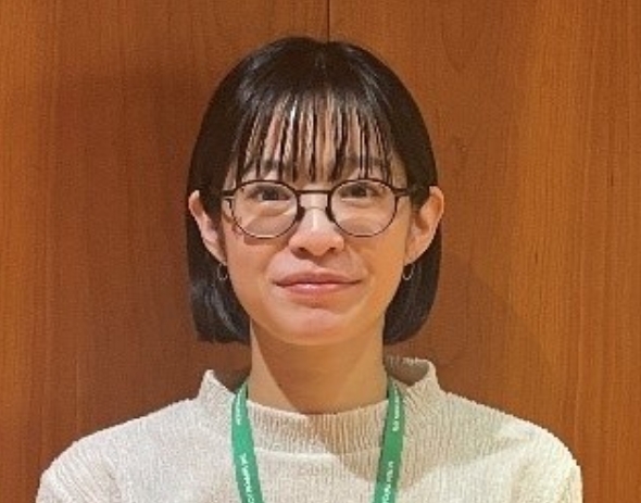 岡 麻美